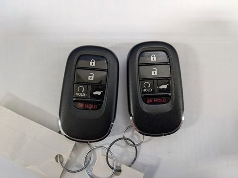 Used 2024 Honda Civic EX-L image 34