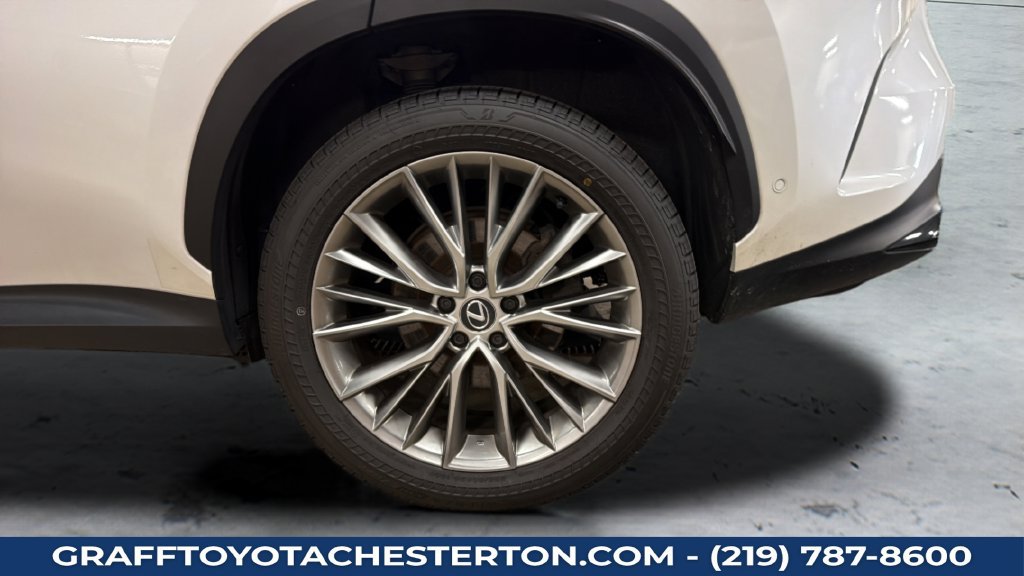 Used 2024 Lexus NX 350h AWD w/ Vision Package image 28
