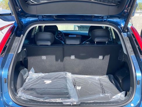 New 2025 Kia Niro Wind image 21
