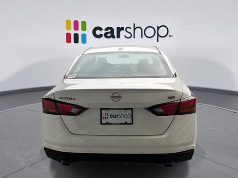 Used 2024 Nissan Altima 2.5 SR image 4