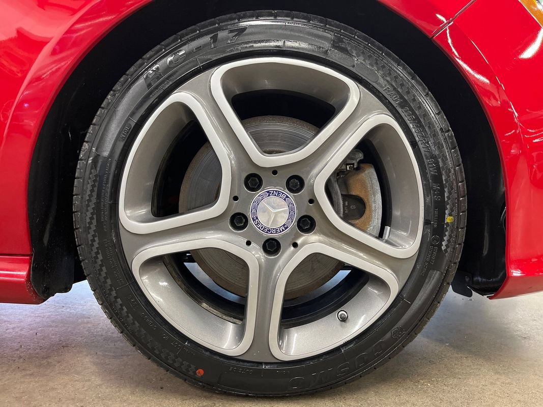 Used 2014 Mercedes-Benz CLA 250 image 29