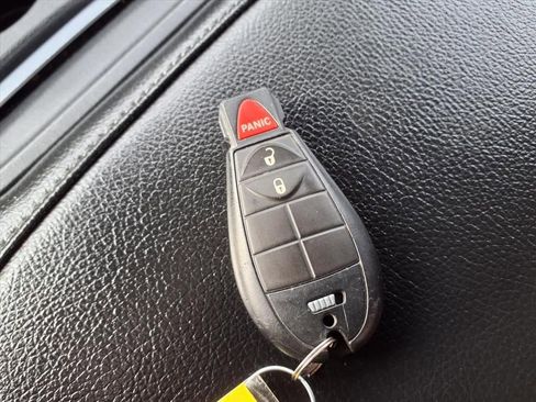 Used 2024 RAM 1500 Classic SLT image 11