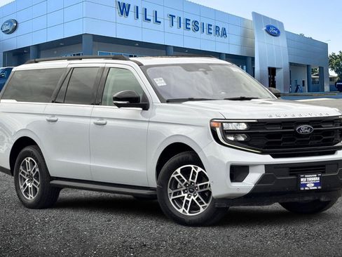 Used 2025 Ford Expedition Max Active image 2