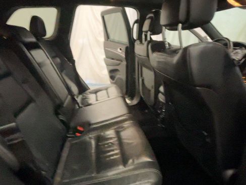 Used 2017 Jeep Grand Cherokee Limited AWD/4WD image 25