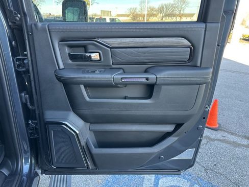 New 2026 RAM 2500 Limited AWD/4WD image 49