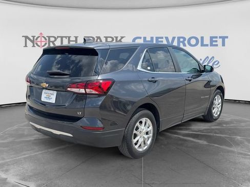 Used 2022 Chevrolet Equinox LT FWD image 3