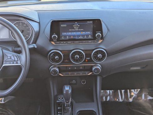 Used 2023 Nissan Sentra S image 14