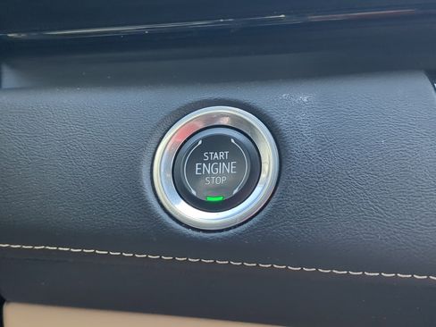 Certified 2023 Cadillac Escalade ESV Premium Luxury w/ LPO, Radiant Package image 17