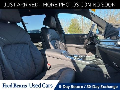 Used 2024 BMW X7 xDrive40i w/ M Sport Package image 17