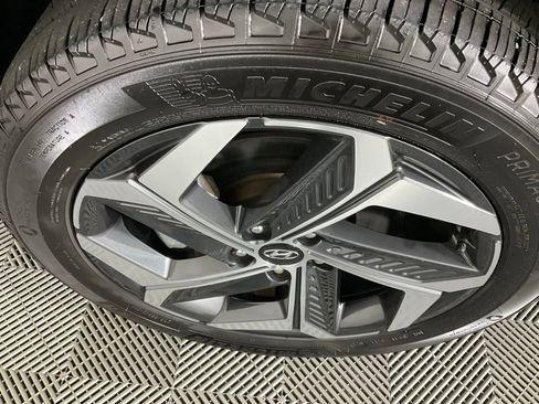 Used 2023 Hyundai Tucson Limited image 7