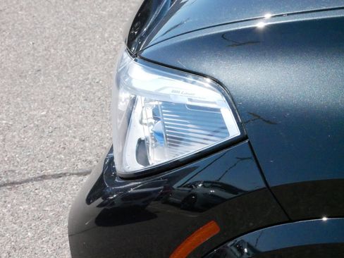 Used 2019 BMW X5 xDrive50i w/ M Sport Package image 16