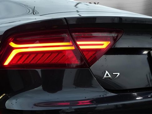 Used 2017 Audi A7 3.0T Competition Prestige w/ Driver Assistance Package image 5