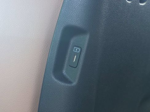 New 2026 Hyundai Santa Fe Limited FWD image 18