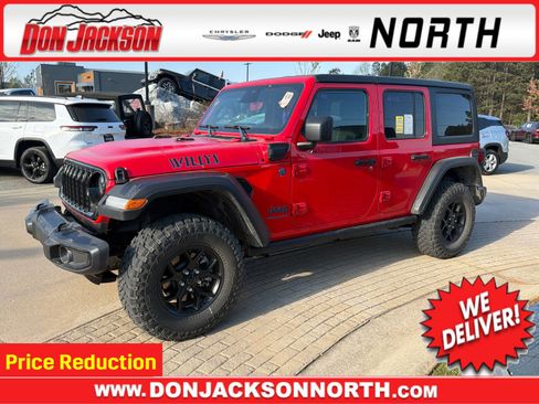 Used 2025 Jeep Wrangler Willys AWD/4WD image 1
