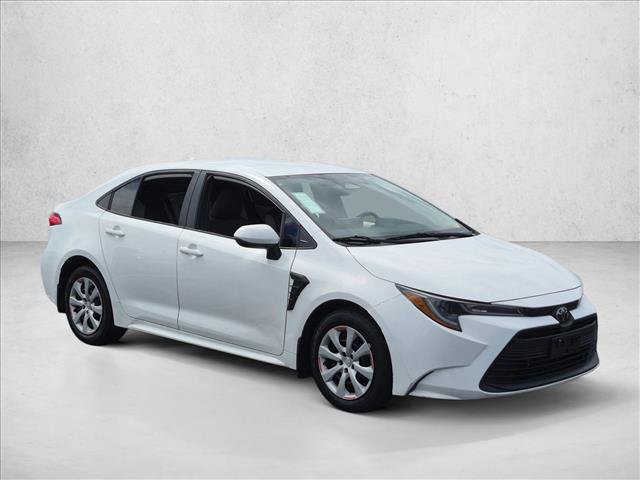 Used 2025 Toyota Corolla LE FWD image 3
