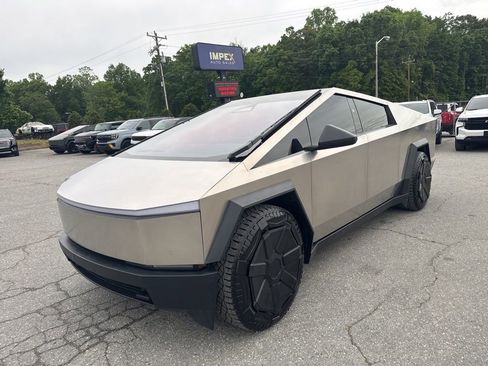 Used 2024 Tesla Cybertruck AWD Crew Cab image 1