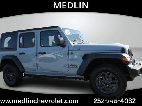 Used 2024 Jeep Wrangler Unlimited Sport AWD/4WD image 1