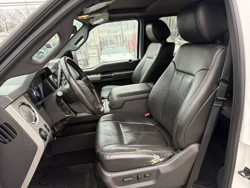 Used 2016 Ford F250 Lariat w/ Lariat Ultimate Package image 13