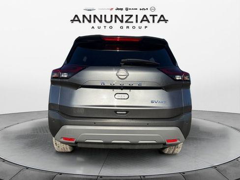 Certified 2023 Nissan Rogue SV image 4