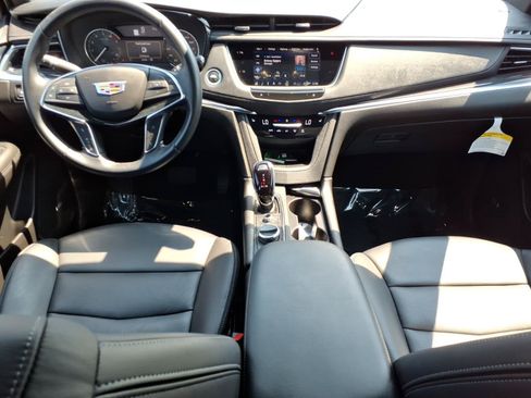Certified 2024 Cadillac XT5 Premium Luxury w/ LPO, Floor Liner Package AWD/4WD image 31
