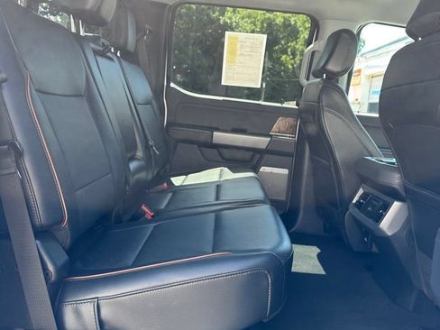 Used 2025 Ford F350 Lariat w/ Lariat Ultimate Package AWD/4WD image 29