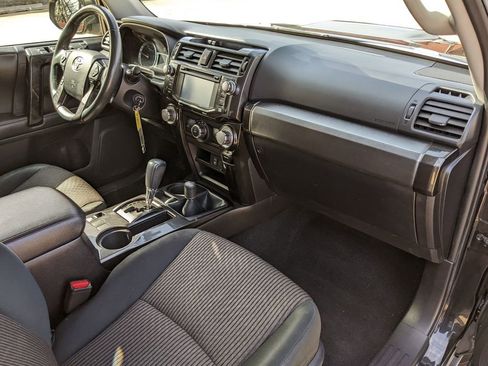 Used 2014 Toyota 4Runner Trail AWD/4WD image 21