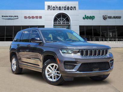 Used 2023 Jeep Grand Cherokee Laredo w/ Luxury Tech Group I