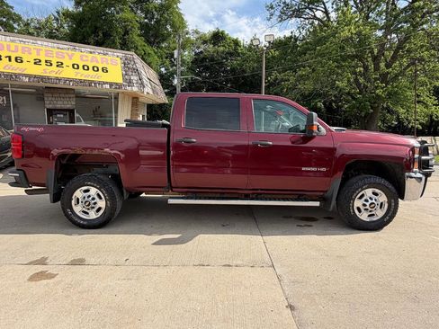 Used 2016 Chevrolet Silverado 2500 W/T w/ WT Convenience Package AWD/4WD image 9