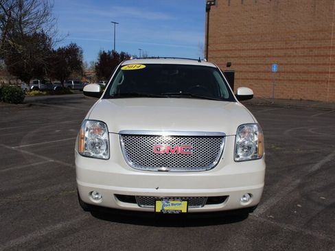 Used 2014 GMC Yukon XL Denali AWD/4WD image 6