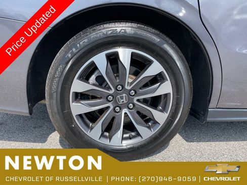 Used 2024 Honda Odyssey EX-L image 54