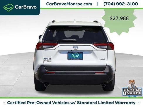 Used 2021 Toyota RAV4 XLE Premium FWD image 6