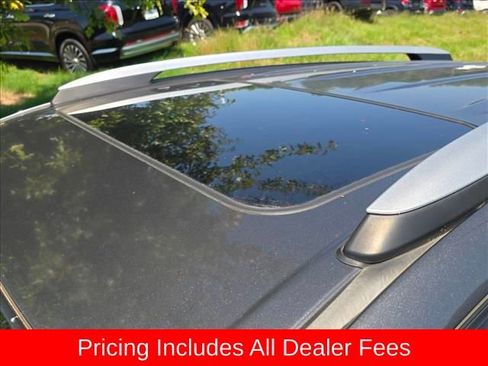 Used 2016 Toyota RAV4 SE w/ Advanced Technology Package FWD image 7