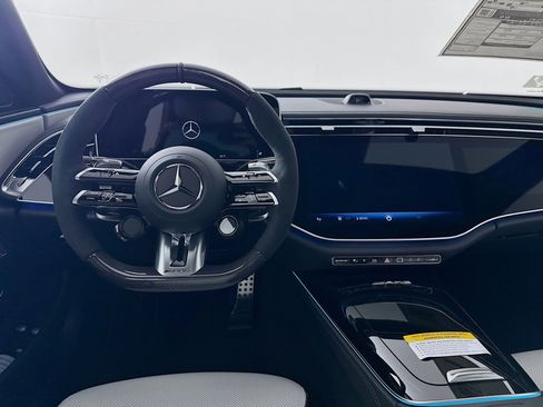 New 2026 Mercedes-Benz E 53 AMG e 4MATIC Sedan image 25