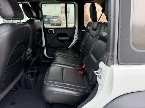 Used 2019 Jeep Wrangler Unlimited Sport S AWD/4WD image 7