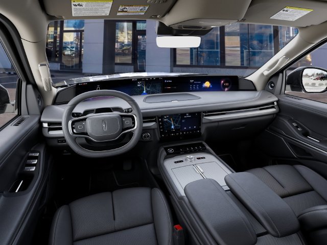 New 2027 Lincoln Navigator Premiere AWD/4WD image 10