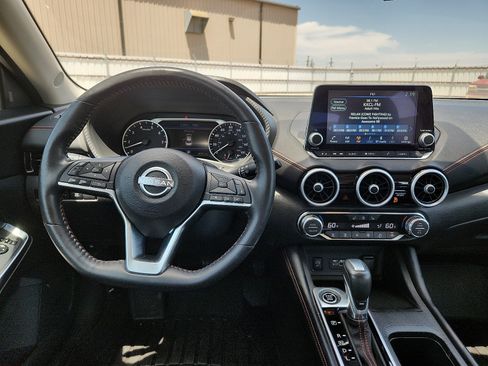 Used 2024 Nissan Sentra SR w/ SR Premium Package FWD image 11