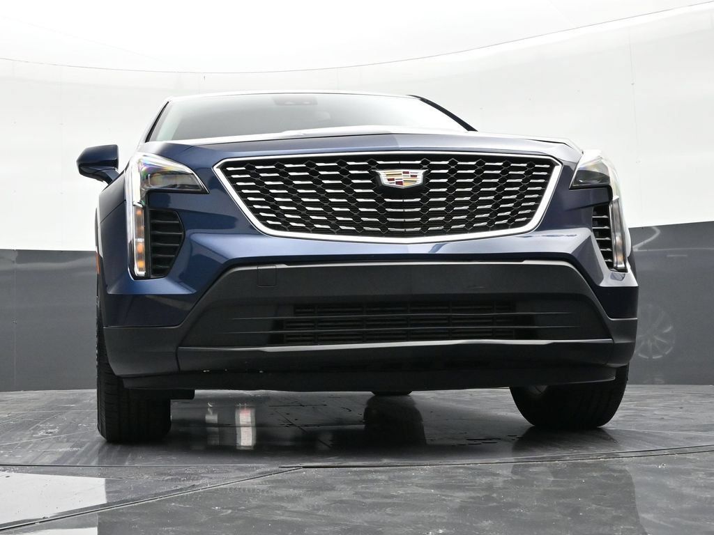 Certified 2021 Cadillac XT4 Luxury w/ Driver Awareness Package FWD image 27