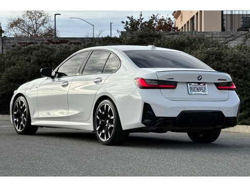 Used 2025 BMW M340i xDrive image 6