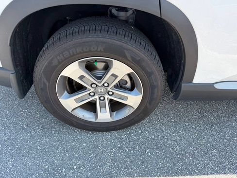 Used 2024 Honda Pilot EX-L image 5