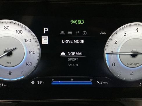 New 2026 Hyundai Elantra Limited image 24