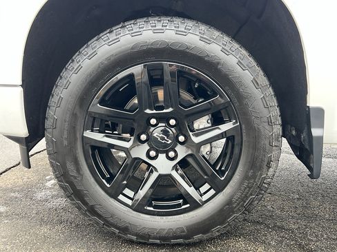 Used 2024 Chevrolet Silverado 1500 RST w/ Convenience Package II image 13