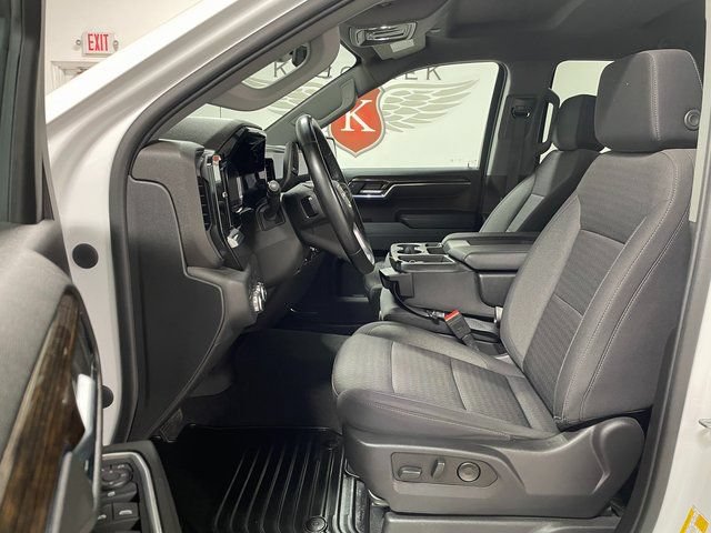 Used 2024 GMC Sierra 1500 Elevation AWD/4WD image 11