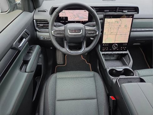 New 2026 GMC Terrain AT4 w/ Technology Package II AWD/4WD image 11