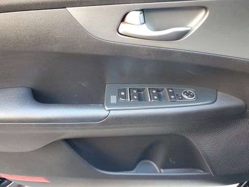 Used 2021 Kia Forte LXS image 26