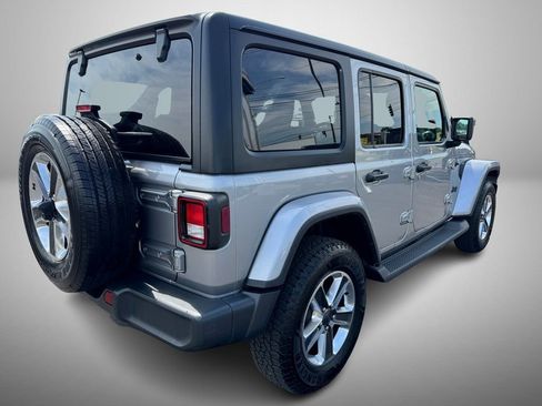 Used 2020 Jeep Wrangler Unlimited Sahara AWD/4WD image 3