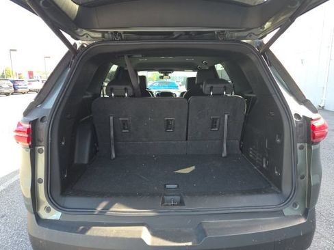 Used 2023 Chevrolet Traverse LT AWD/4WD image 13