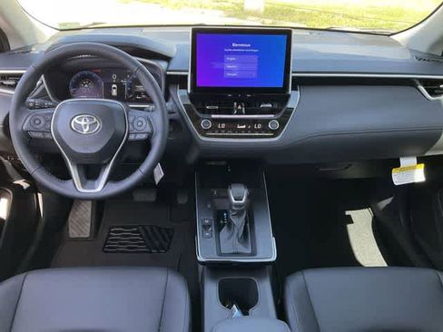 New 2026 Toyota Corolla Cross XLE image 18