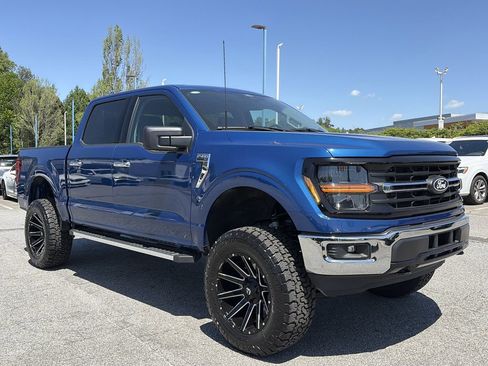 Used 2025 Ford F150 XLT w/ Equipment Group 301A Standard AWD/4WD image 9