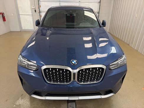 Used 2022 BMW X4 xDrive30i w/ Convenience Package AWD/4WD image 7