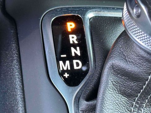 Used 2025 Jeep Wrangler Sport AWD/4WD image 22